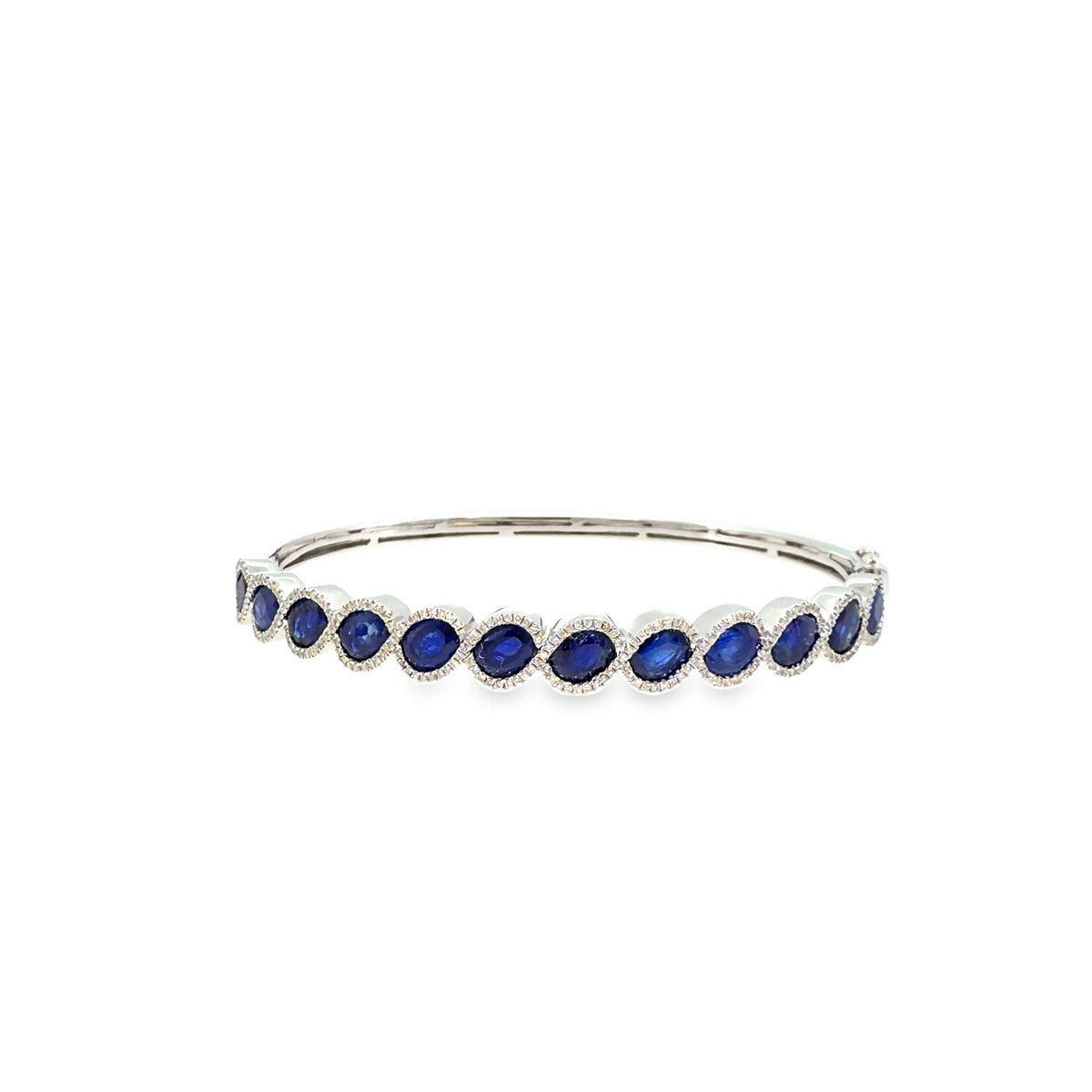 The Midnight Oval Bangle