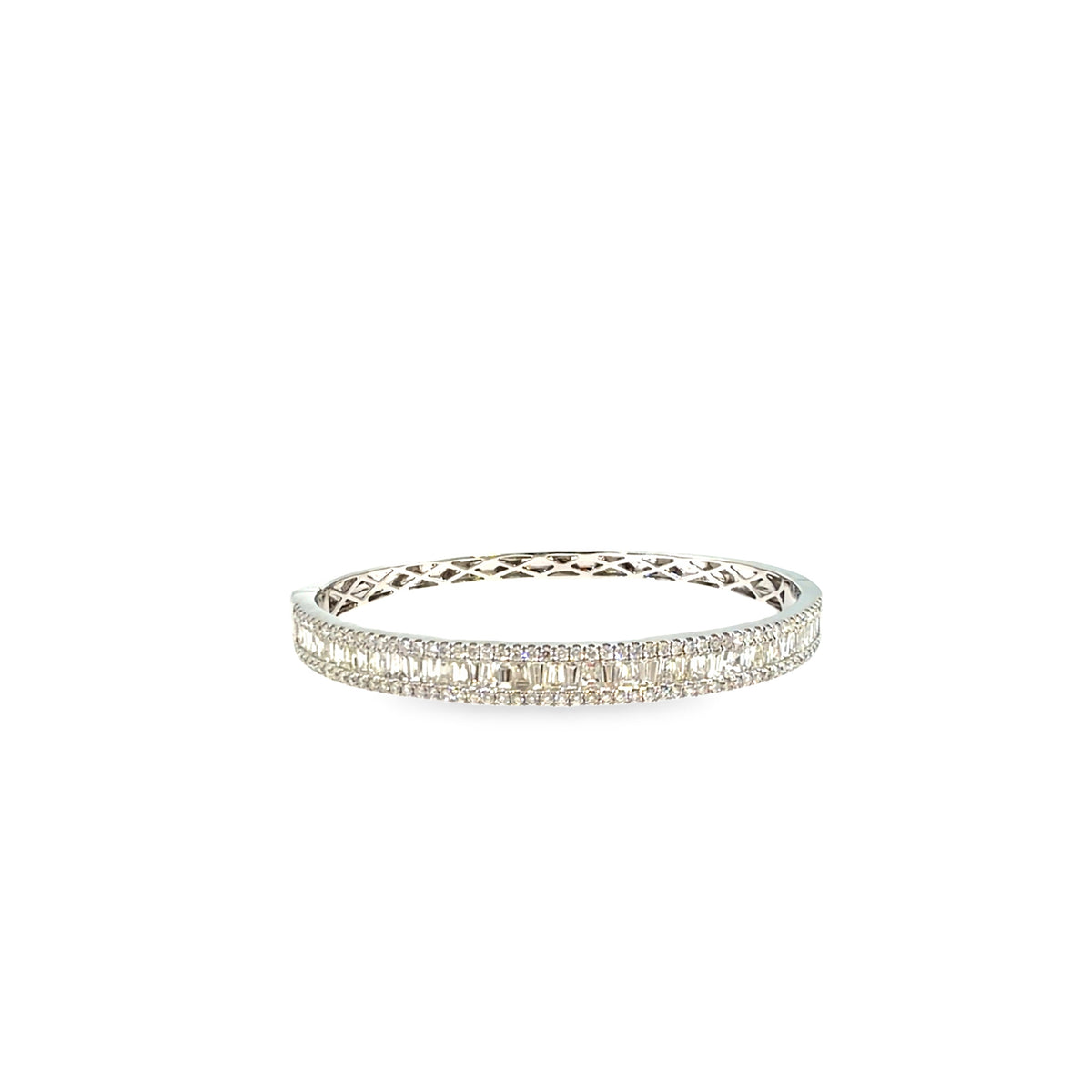 The Baguette Skyline Bangle
