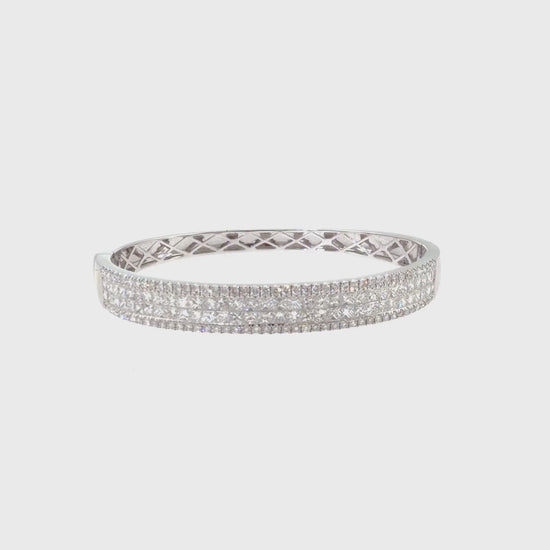 360 video of The Grand Duchess Bangle, 6.00ct Princess Diamond, Gold by Benji Designs