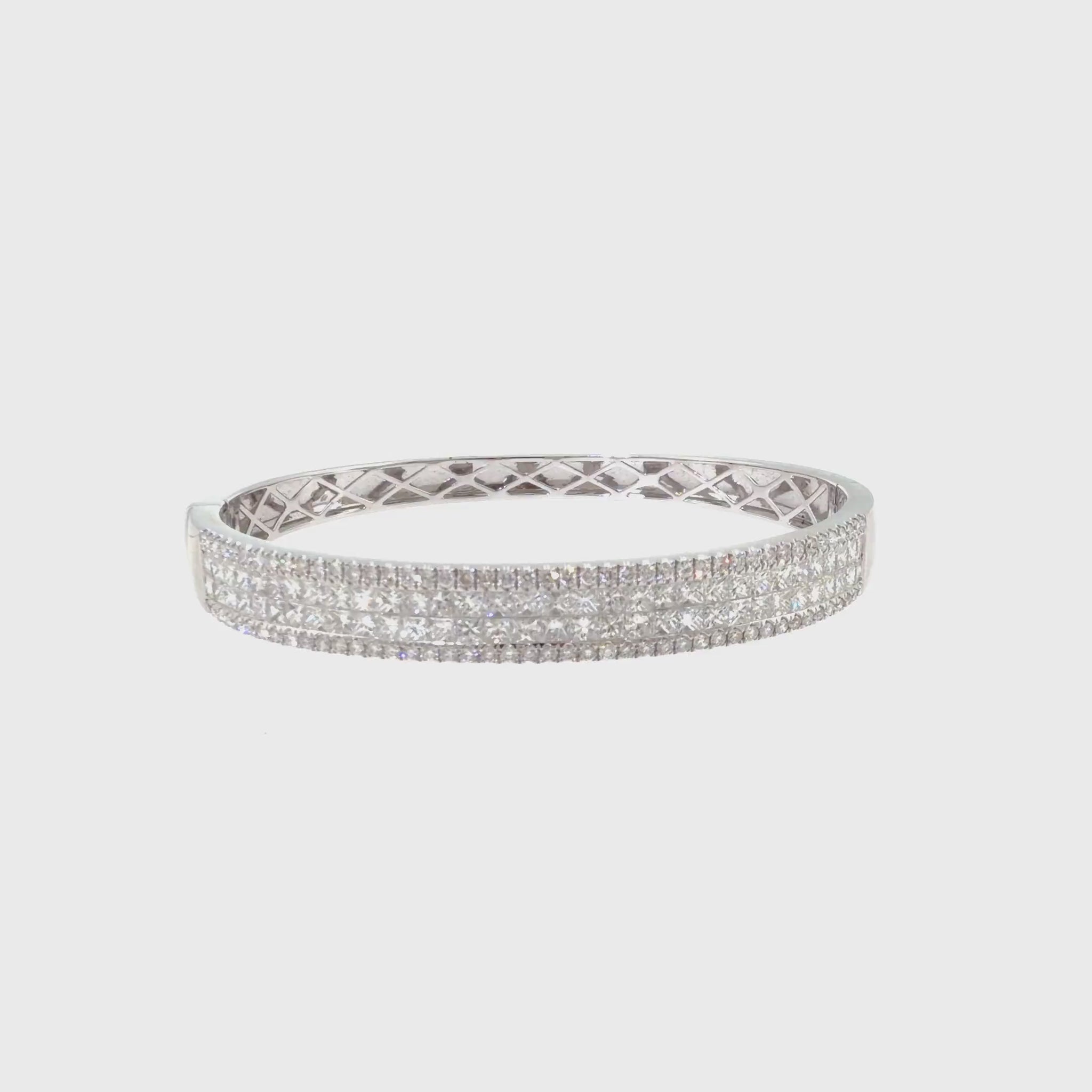 360 video of The Grand Duchess Bangle, 6.00ct Princess Diamond, Gold by Benji Designs