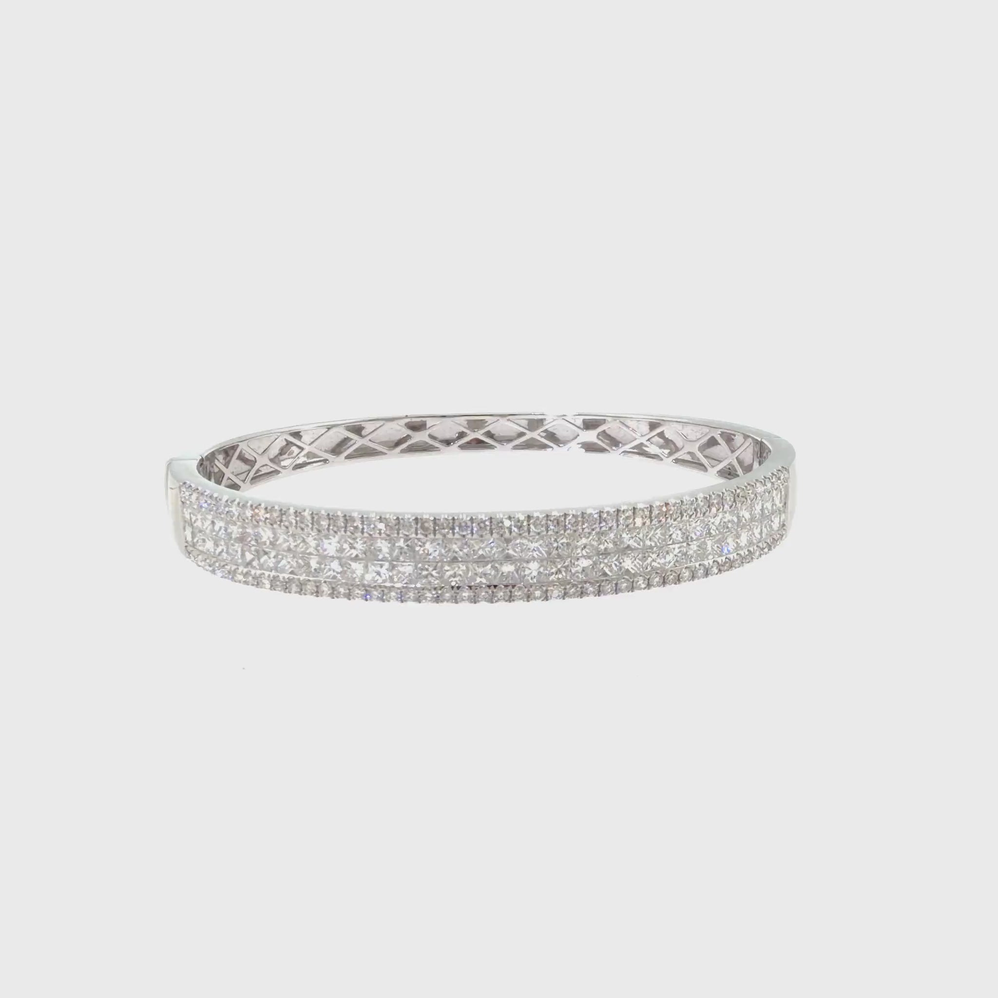 360 video of The Grand Duchess Bangle, 6.00ct Princess Diamond, Gold by Benji Designs